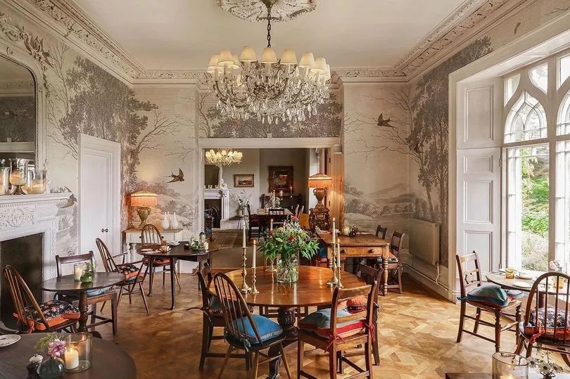 18 beautiful restaurants restaurants in Wales that are stunning settings for a meal