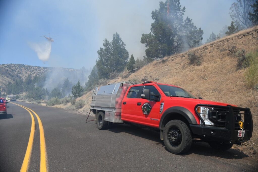 Oregon governor declares state of emergency over wildfire threat