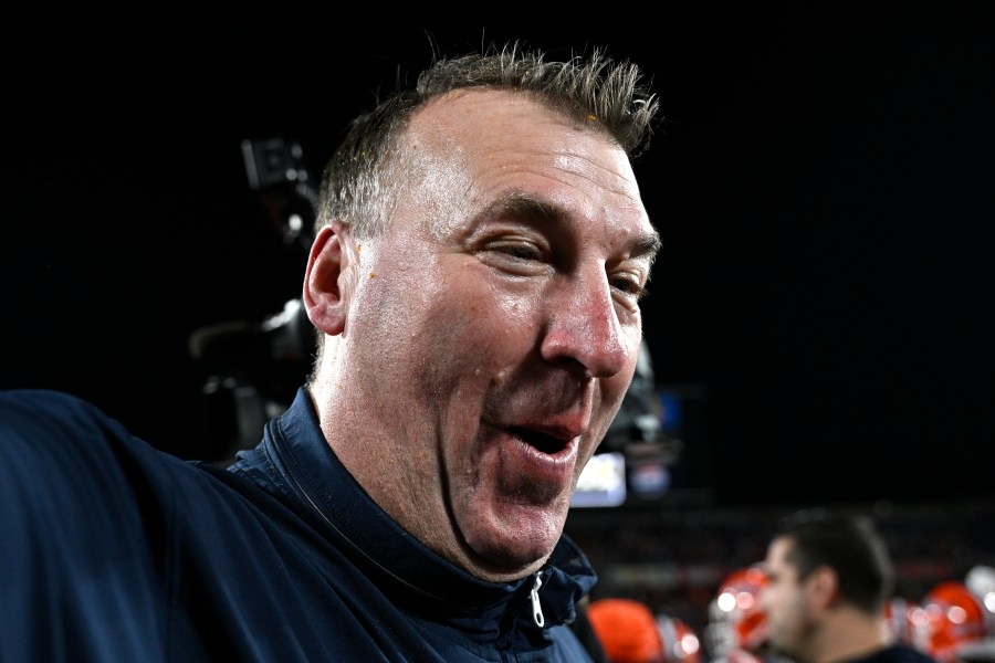 Coach Bielema launching Military Appreciation Day initiative at Memorial Stadium
