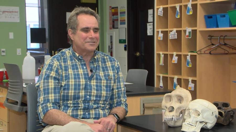Taking a look at human history through biology