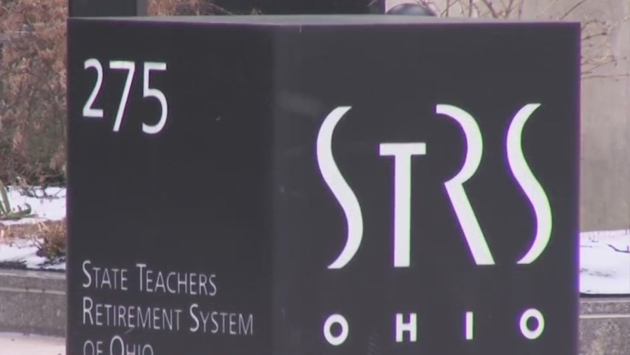 Despite campaign from teachers, DeWine leaves pension changes in budget
