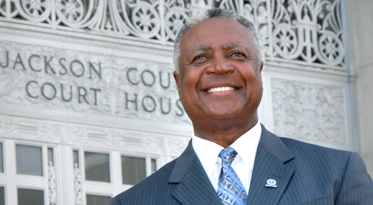 Jackson County Executive Frank White vetoes special vote for charter assessor