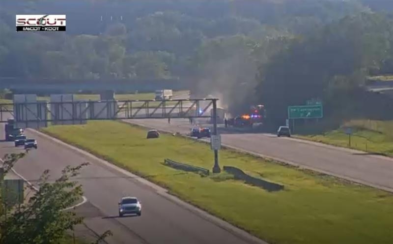 One person dies after head-on crash on I-435: KCPD