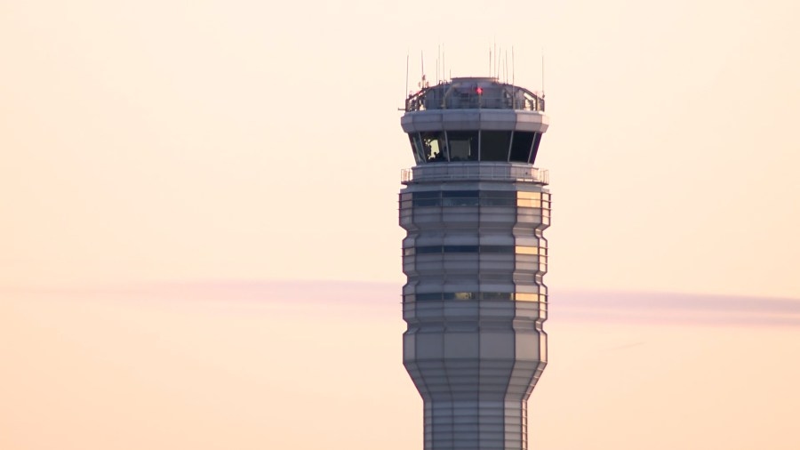 Two flights abort landings at Reagan National Airport due to Black Hawk helicopter