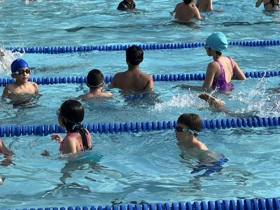 Gaithersburg residents beat the heat with a pool day