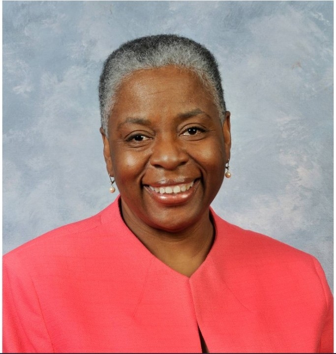 Pamela Stevenson launches campaign for Senate