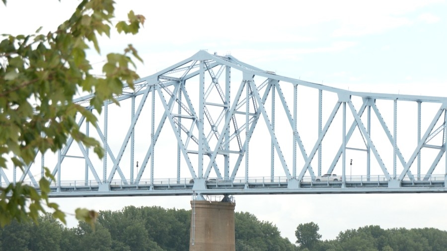 Owensboro's blue bridge to close for up to 3 months