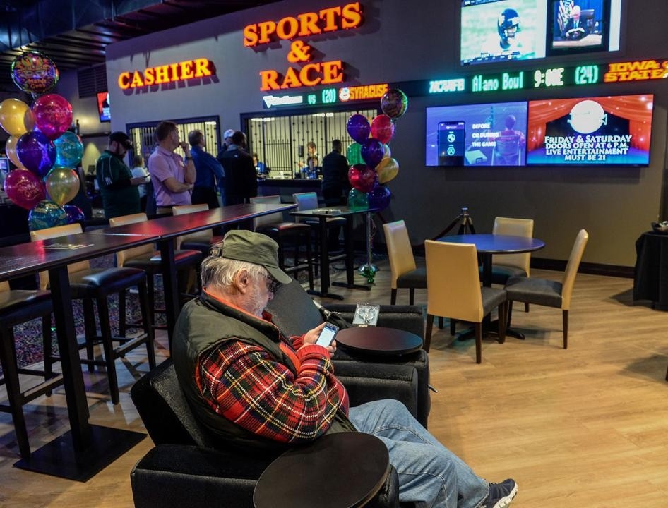 Kanawha health board to open public comment period about casino's smoking area proposal