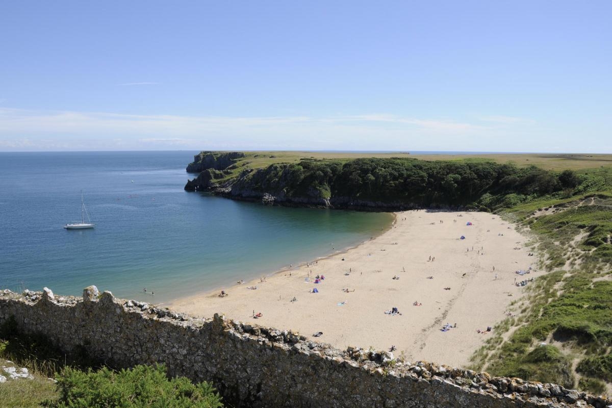 'Heavenly' beach hidden in Pembrokeshire named among the best in Britain