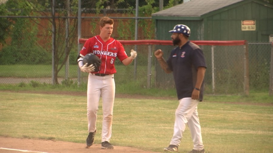 Pios' rally falls short against Newark, NYCBL scores