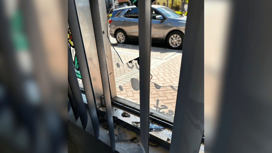 Man arrested for damaging Tampa Bay state senator's office: police
