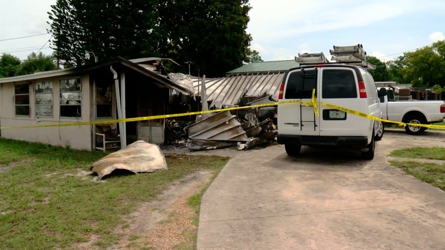 ‘Most terrifying thing': Neighbors describe scene after 2 killed in Hudson mobile home fire
