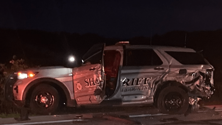 Driver suspected of OWI crashes into deputy's squad car in Calumet County