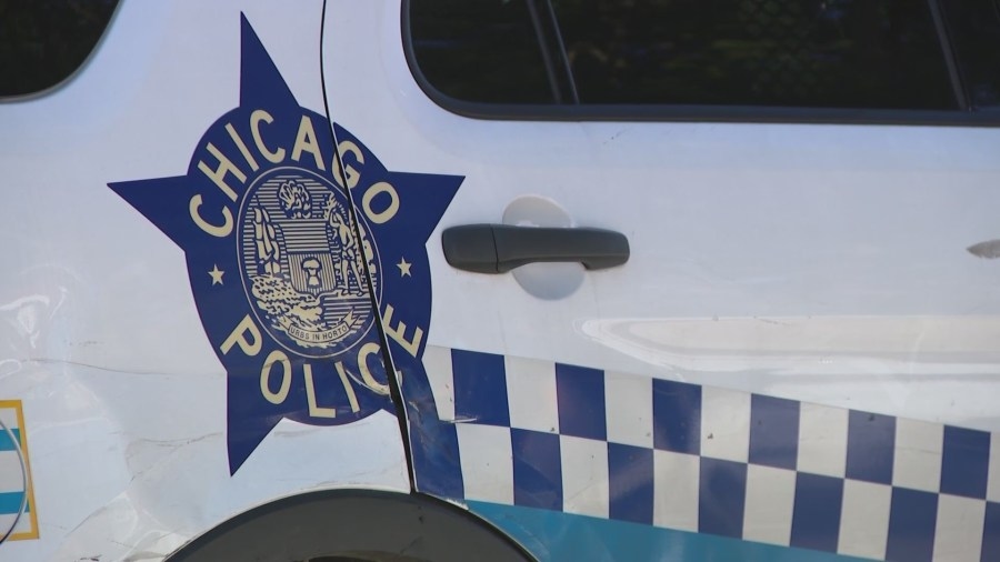 Man fatally shot while walking in Humboldt Park