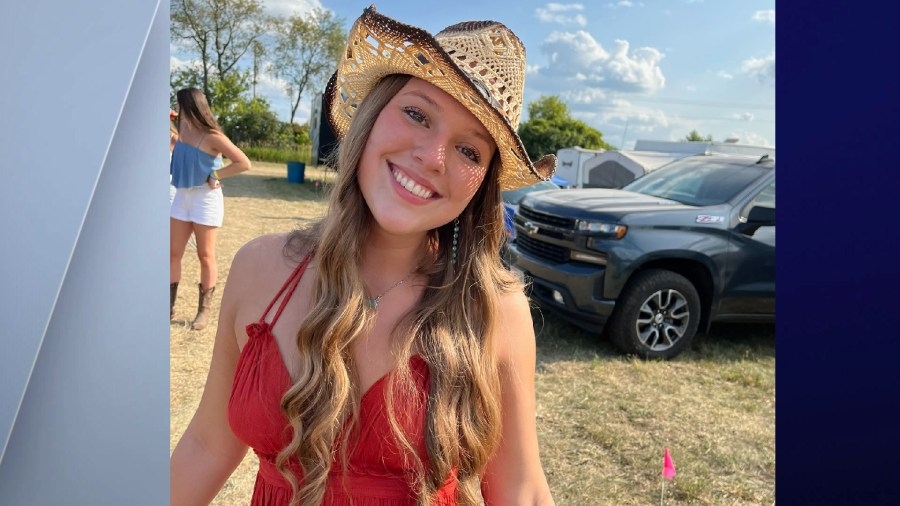 Community lifting up former Crown Point volleyball star facing leukemia
