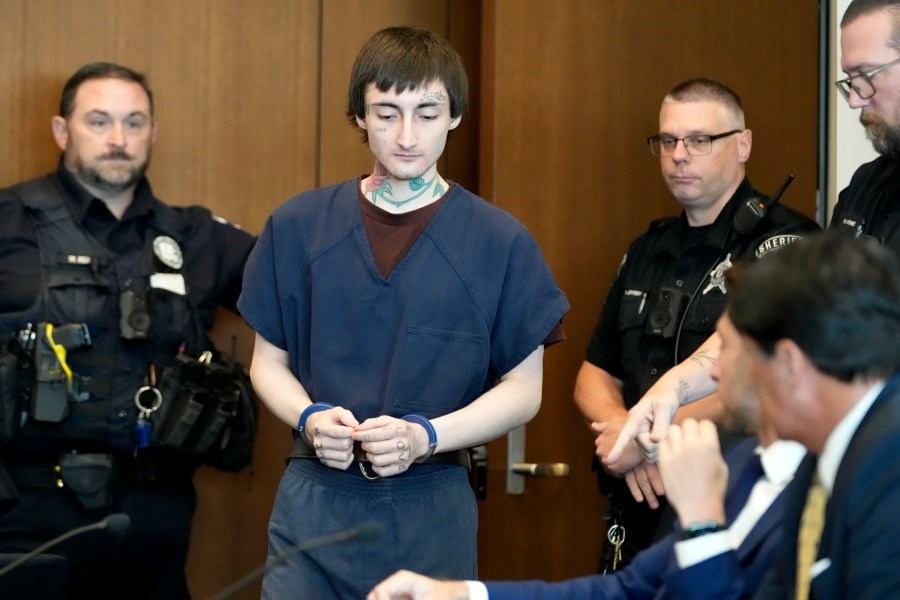 Judge allows victim witnesses to attend trial against accused Highland Park parade shooter