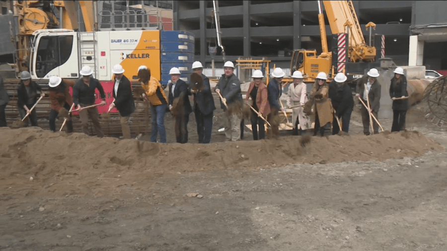 Des Moines holds groundbreaking for 33-story downtown skyscraper