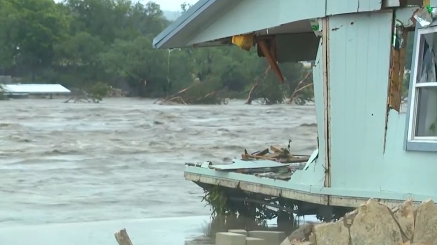 Alabama residents helping Texas flood recovery efforts on ground and at home
