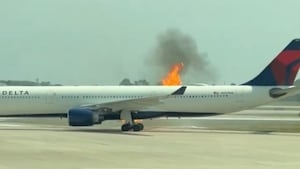 ‘I tried to stay calm': Delta Flight passenger describes moment fire broke out on flight