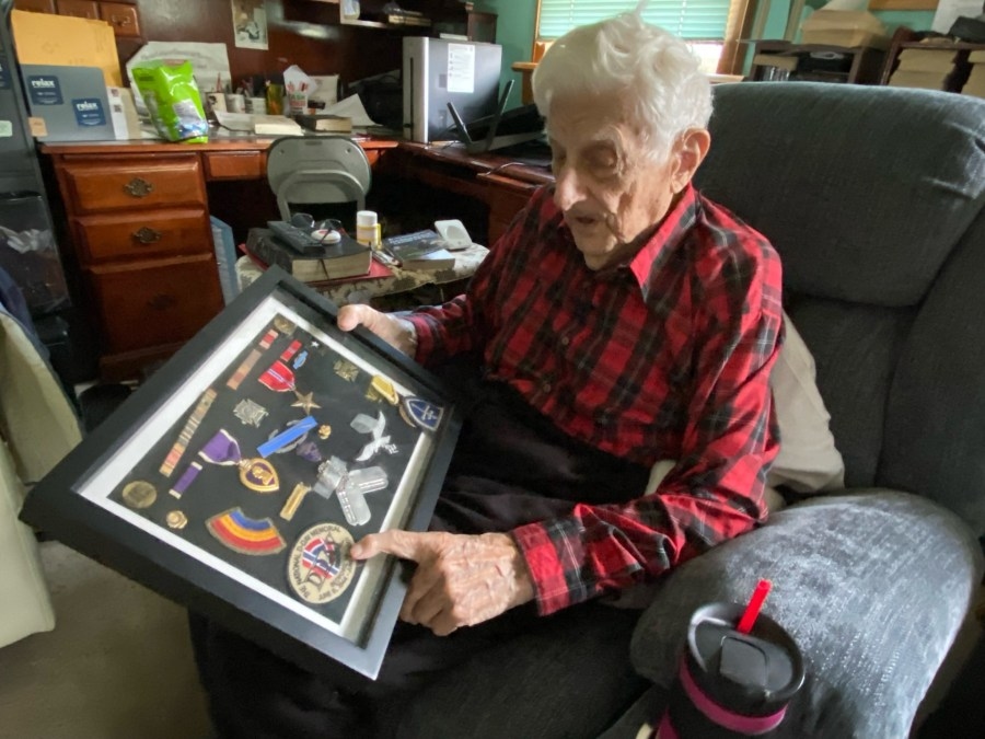 WWII Veteran recalls landing on Utah Beach in Normandy