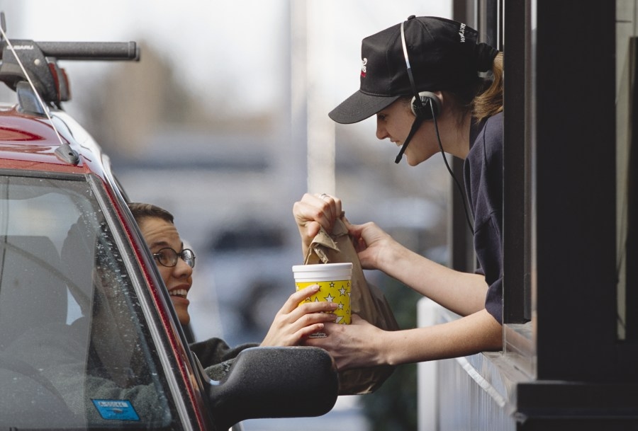 Mississippians spend most out of paycheck on fast food: report