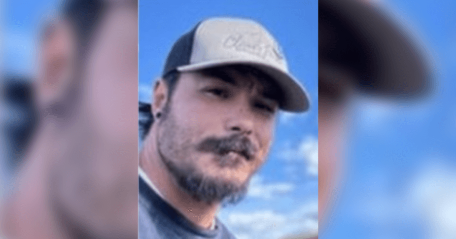 ‘Can't and won't quit': Manhunt for Washington dad accused of killing 3 daughters now in 4th week