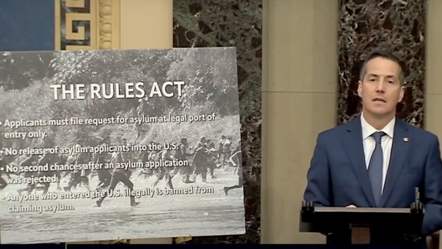 Moreno's bill to fix asylum laws is blocked by Democrats