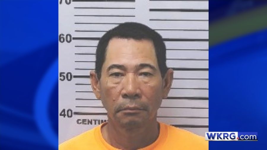 Alleged deportation avoider charged with assault in Mobile County: MCSO