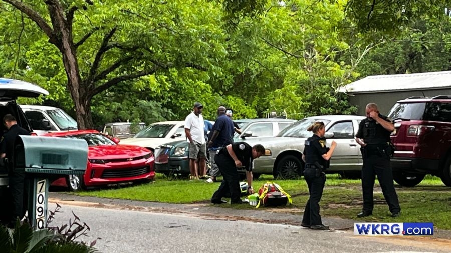 ‘Warrants forthcoming' for brothers accused in fight that led to stabbing and shooting