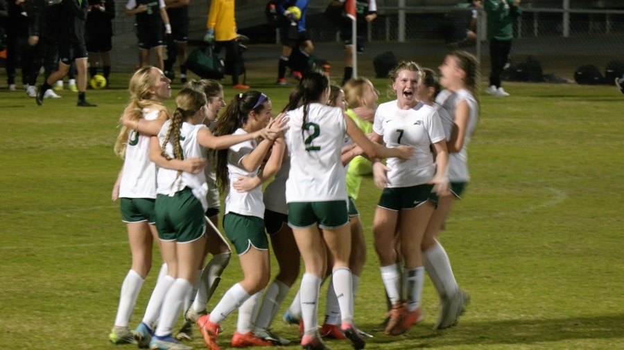 South Walton girls stun Pensacola Catholic district title thriller