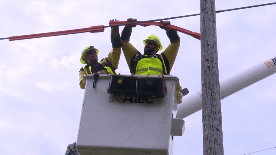 Bartonville police encourage residents to avoid downed power lines
