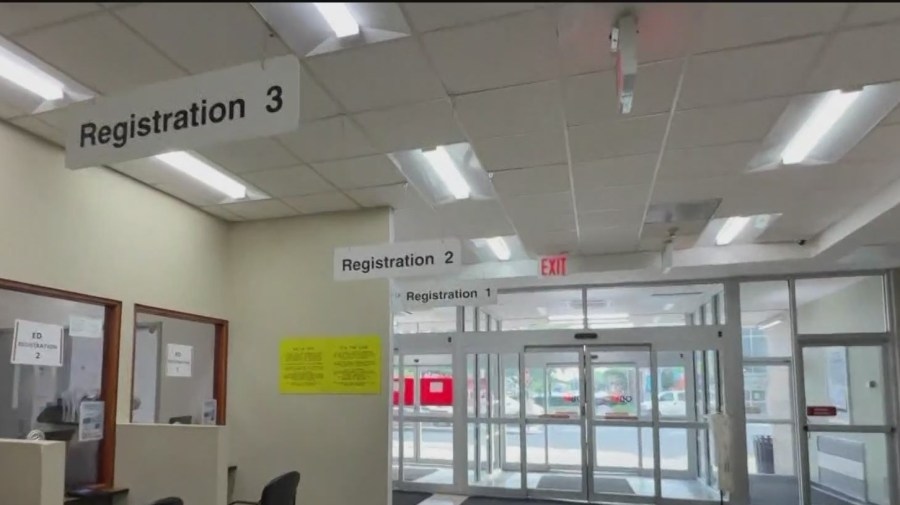 ‘There is no air conditioning': Frustration continues to mount at Brookdale Hospital