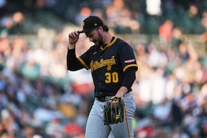 Pirates outlast Tigers through rain delay and blown lead; no win for Skenes