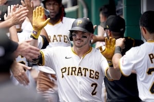 Bailey Falter's Gem, Spencer Horwitz's First Career Slam Pushes Pirates to Sweep