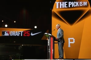 Pittsburgh Pirates select RHP Seth Hernandez as their first pick in the 2025 MLB Draft