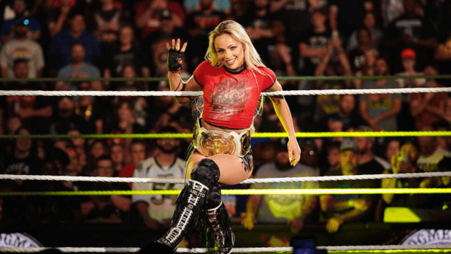 Liv Morgan Suffers Shoulder Injury on WWE RAW