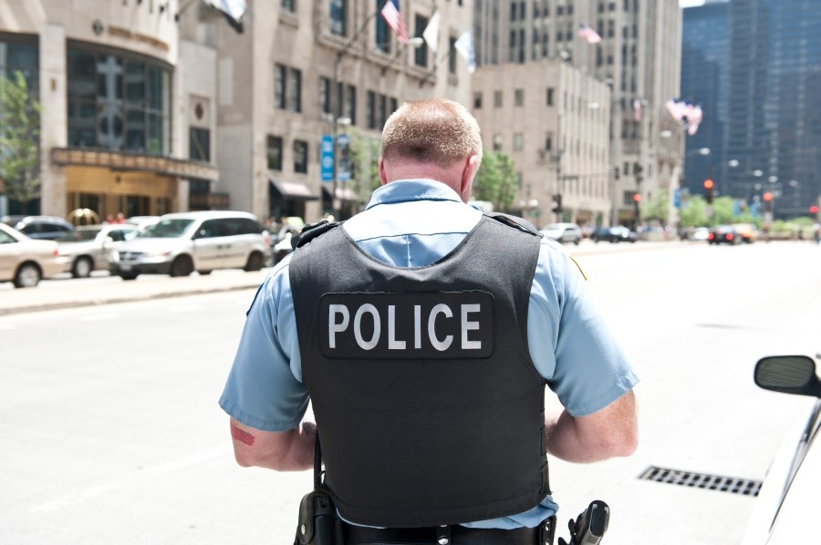 Illinois bill proposes mental health defense for attacks on police