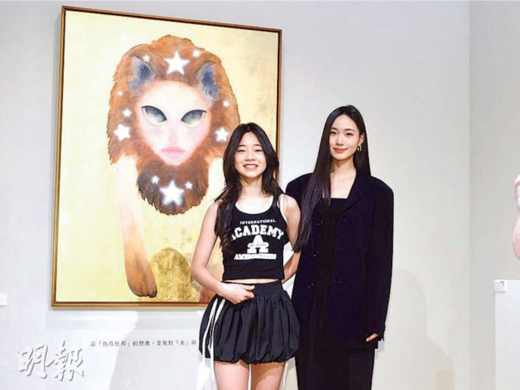 Dee Hsu's second daughter holds first solo art exhibition