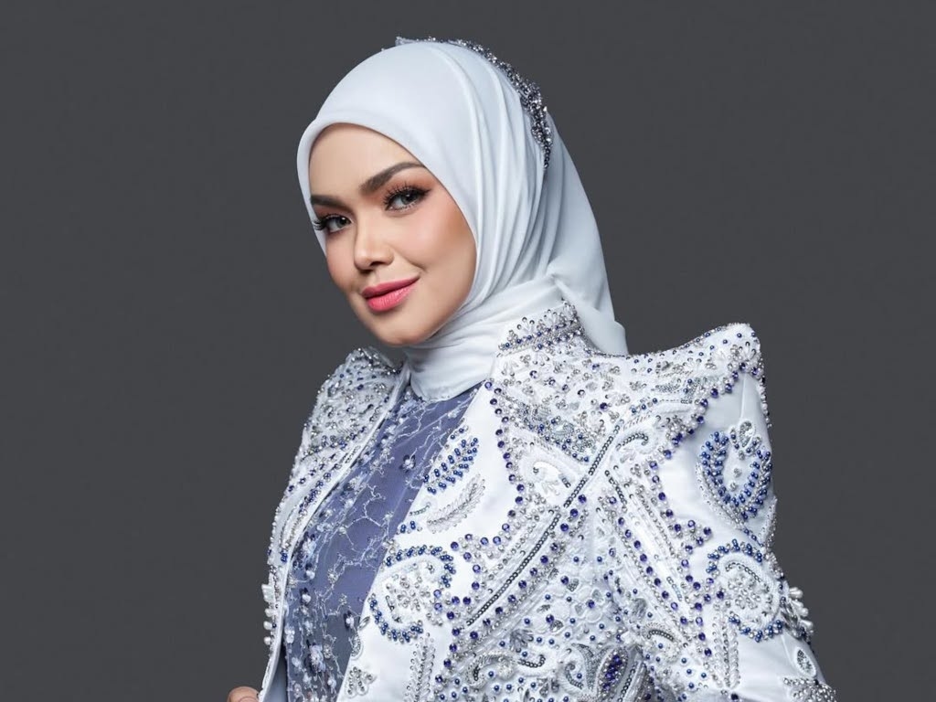 Siti Nurhaliza grateful at her song being selected for "The King's Music Room" on Apple Music