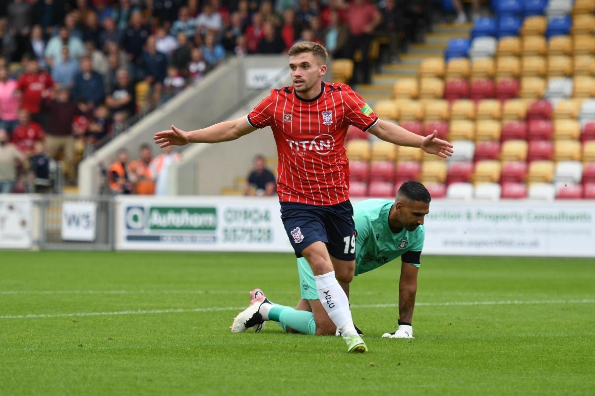 Loan deal confirmed for City's Chadwick