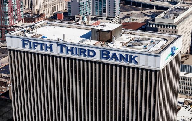 Fifth Third Q2 Earnings Top Estimates on Higher NII & Fee Income