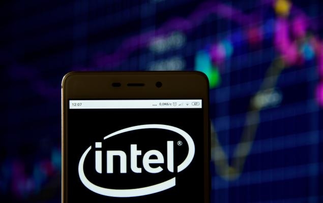 Can Layoffs Plug High Operating Expenses, Buoy Intel's Sinking Ship?