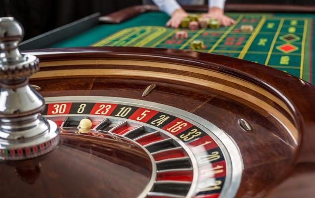 Macau's Recovery Accelerates: Will Melco's Top Line Keep Up?