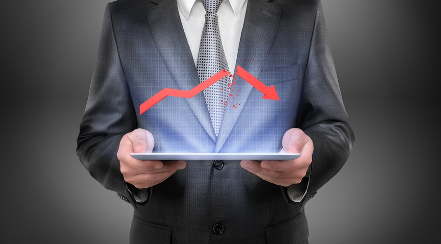 Big 5 Incurs Wider Y/Y Loss in Q2 Amid Weak Sales, Plans Buyout