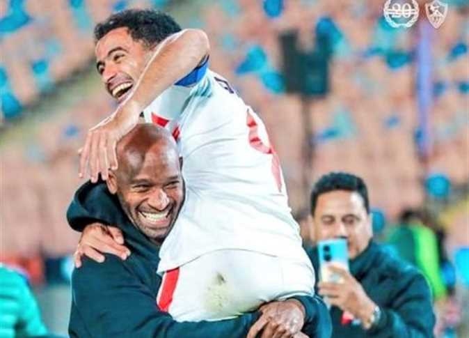 بسبب اعتزال شيكابالا.. عمر جابر يدخل في نوبة بكاء على الهواء مباشرة (فيديو)