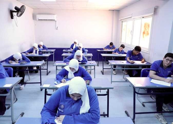 فرصة جديدة لطلاب الإعدادية 2025.. بدء التقديم لمدارس التكنولوجيا والتعليم المزدوج