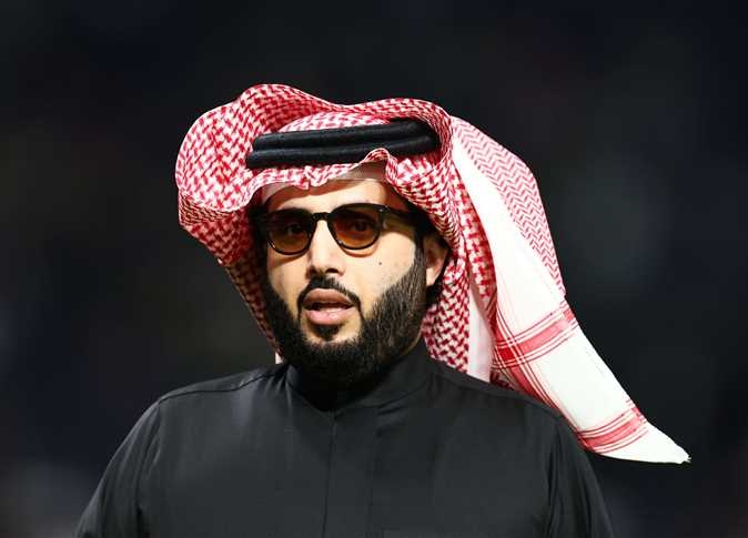 رسالة تركي آل الشيخ تفجر غضب جماهير الأهلي ضد ثنائي الأحمر