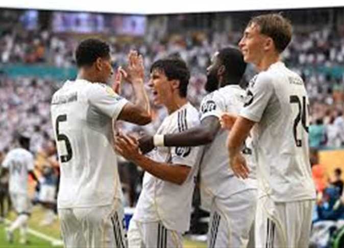 قناة مفتوحة ناقلة لمباراة ريال مدريد وباريس سان جيرمان .. إبراهيم فايق يكشف