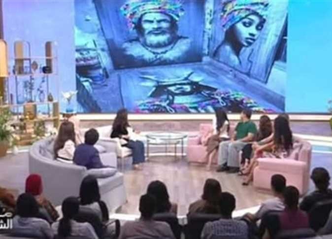 فنان فرنسي يتهم مها الصغير بسرقة لوحاته الفنية بعد الدنماركية ليزا نيلسون: «يا لها من صدمة!»
