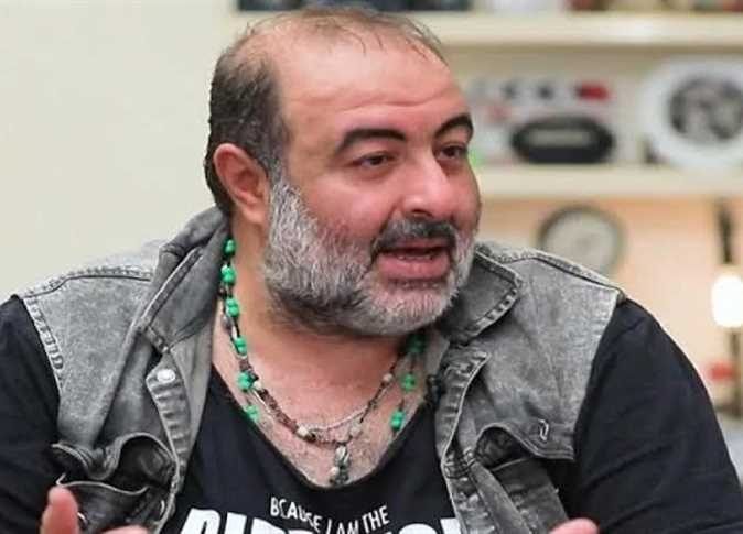 «قلبي وجعني».. إدوارد ينعى المخرج سامح عبد العزيز بكلمات مؤثرة